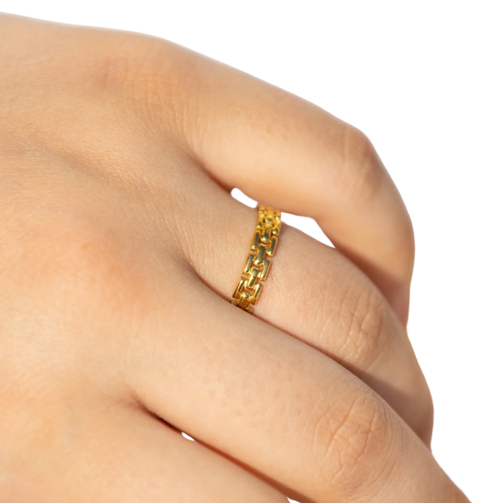 Verstellbarer Kettenring in Gold – offener Ring aus 18k vergoldetem Edelstahl.