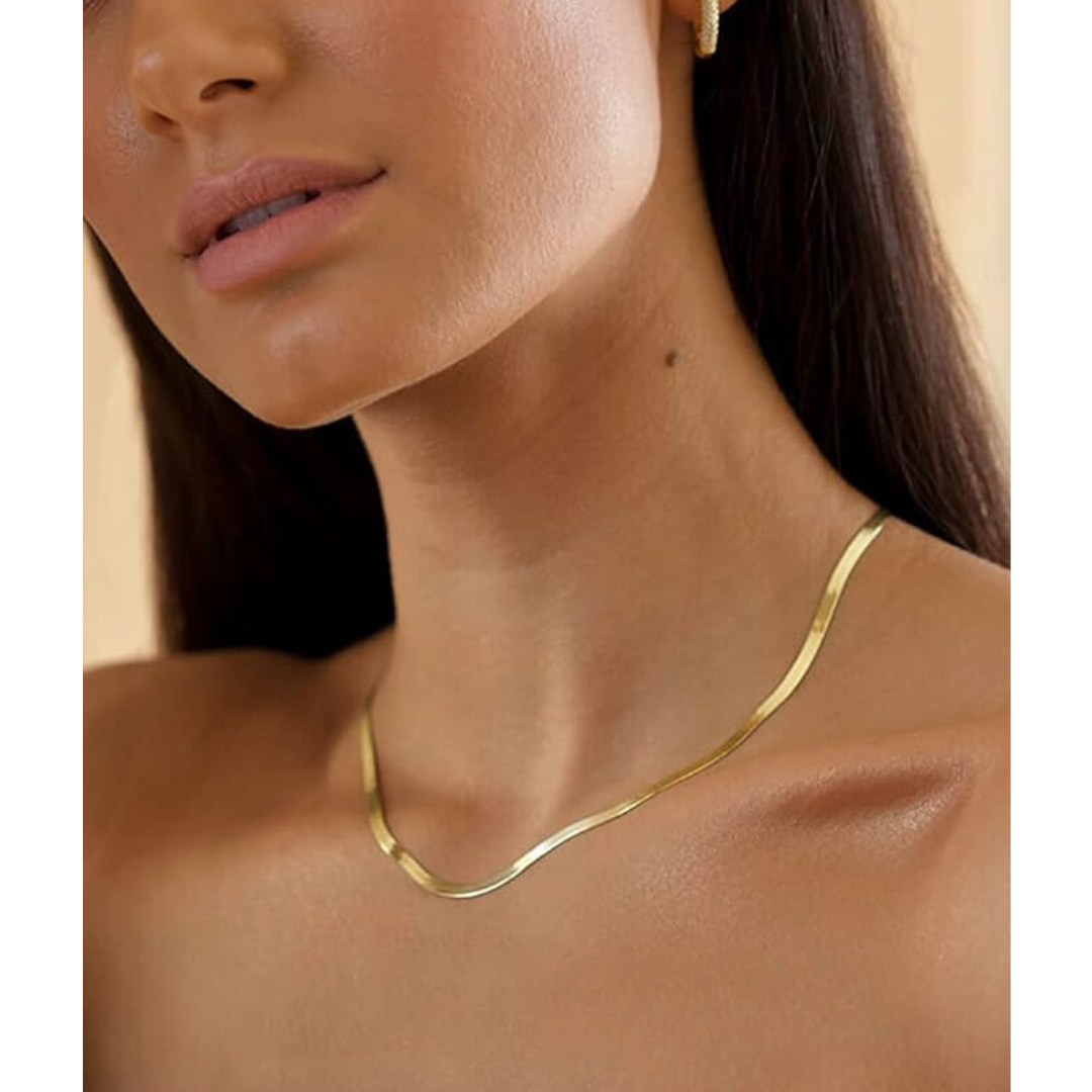 Velure By Ariella | Lourell Charm