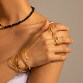 B'oa Bloom | Lourell Dazzle