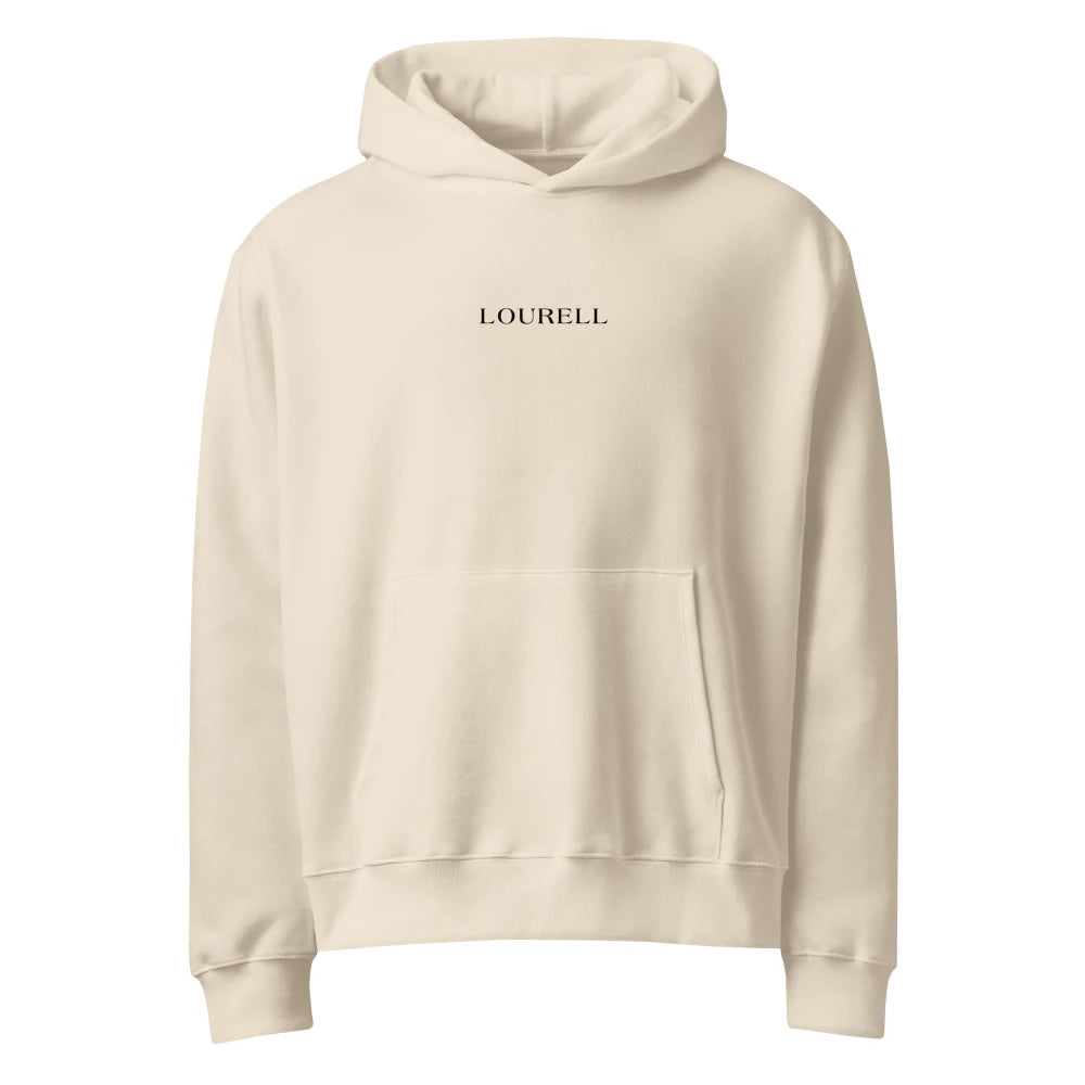 Sandfarbener Oversize-Hoodie aus schwerer Premium-Baumwolle mit dem Markennamen 'LOURELL' als dezenter Print auf der Brust.